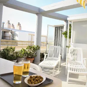  Apartamento La Perla Apartment, Paradis Park, - Atico 1ª Linea - Solarium - Wifi - Piscina